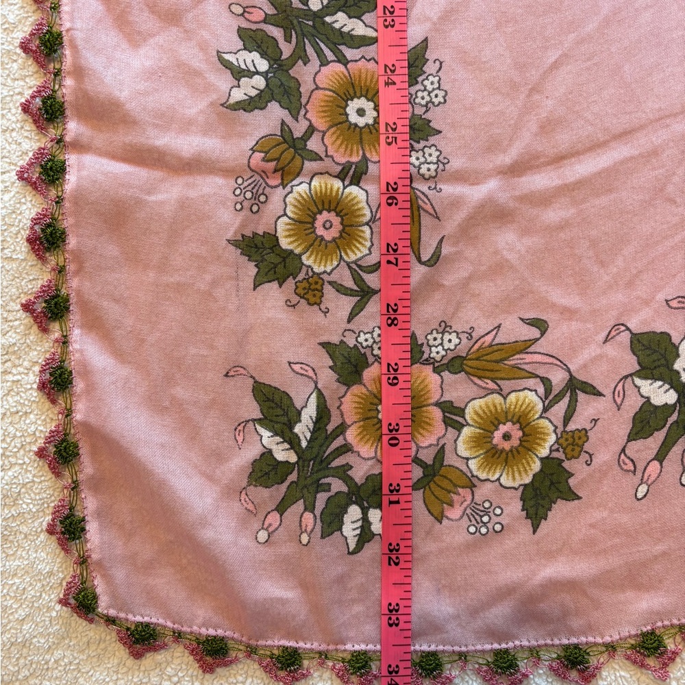 Vintage Turkish Cotton Oya Scarf, Pink Floral Print with Pink Green Lace Trim - Picture 9 of 11